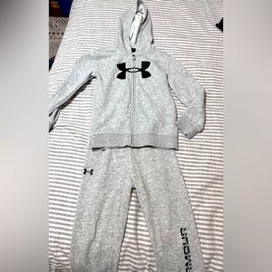 Under Armour boys jogging set